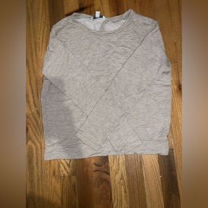 BEIGE / CREAM Long sleeve Shirt with minor Open back.